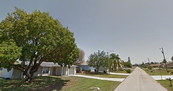 3rd image of 1505 SW 15th St