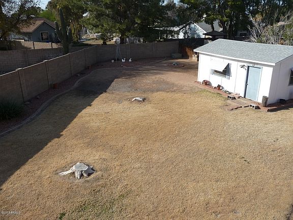3rd image of 2360 W Tierra Buena Ln
