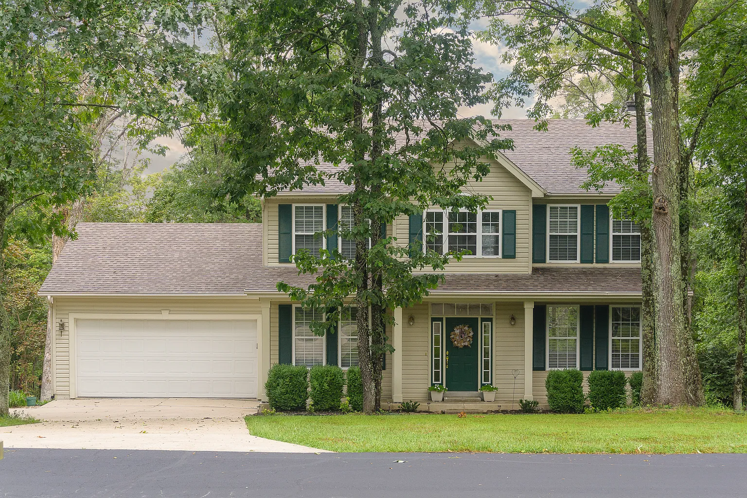 205 Quail Run Dr photo 1