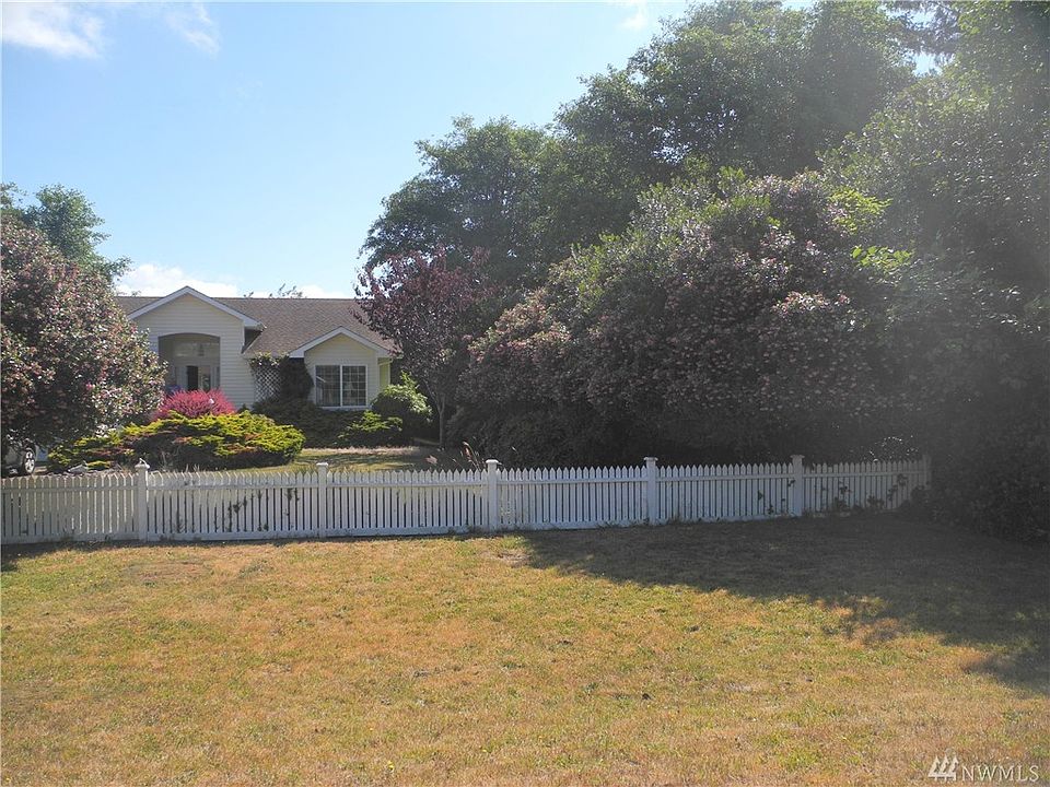 1st image of 748 Point Brown Ave SE