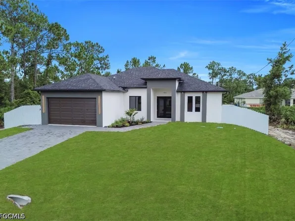 1116 Cherry St E, Lehigh Acres, FL 33936