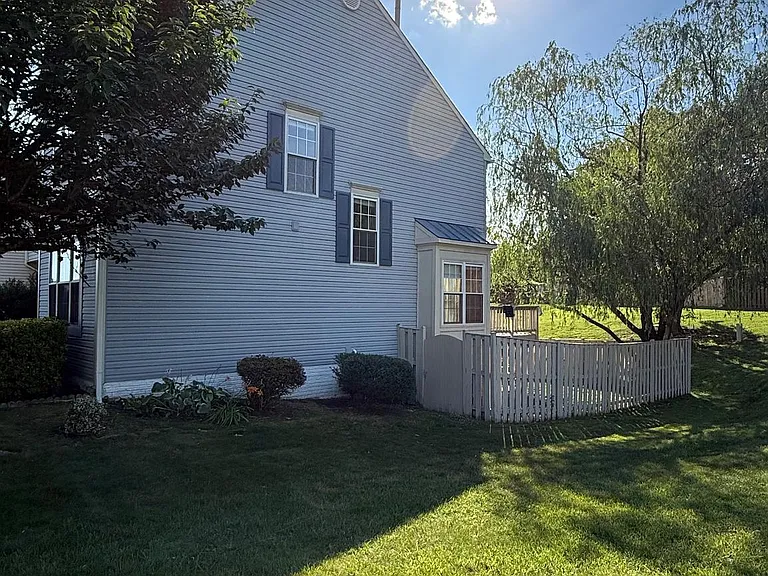 12700 Nettlecreek Pl — Photo 3