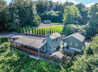 14 Candlewood Lake Rd N, New Milford, CT 06776