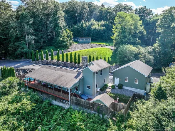14 Candlewood Lake Road North, New Milford, CT 06776