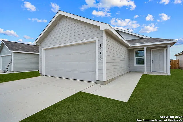 3 bed, 2.0 bath, 1264 sqft, $1,495 — Photo 3