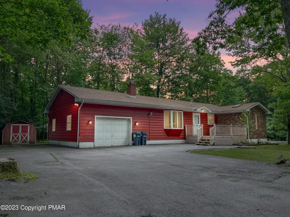 7134 Sunset Ln, Pocono Summit, PA 18346