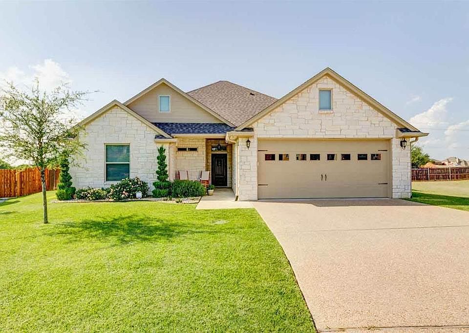 1st image of 25 Stonewood Ct