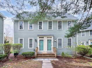 19 Old Laxfield Rd UNIT 19, Shrewsbury, MA 01545