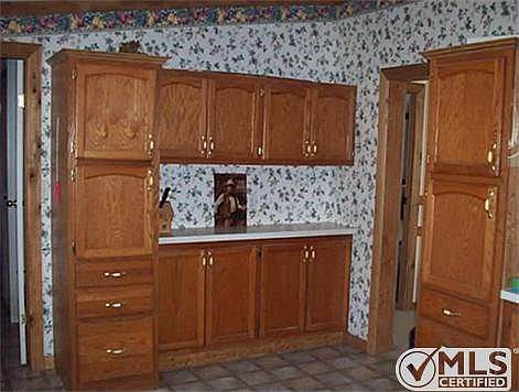 4th image of 4325 Park Road 21