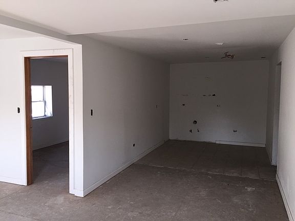 2nd image of 6512 S Cottage Grove Ave