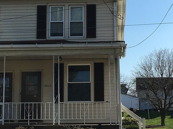 2nd image of 2413 Canby St