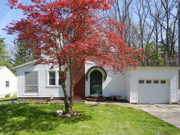 1807 Buckland Ave, Fremont, OH 43420