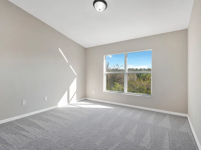 Olivedale Dr — Photo 13