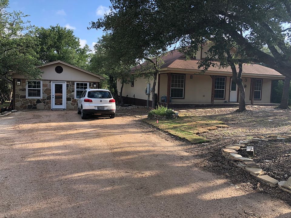 1st image of 1090 Smith Hollow Ct