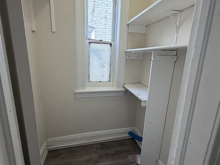 938 W Side Ave #4 — Photo 5