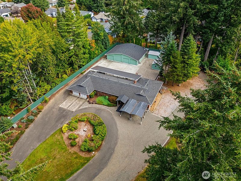 2nd image of 2628 Boulevard Road SE