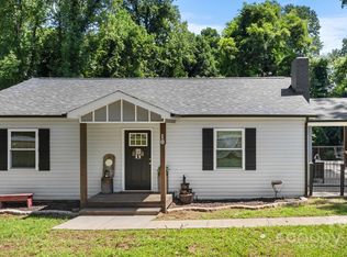 10 Woodlane St, Granite Falls, NC 28630
