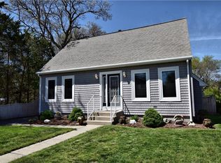 16 Stuart St, Warren, RI 02885