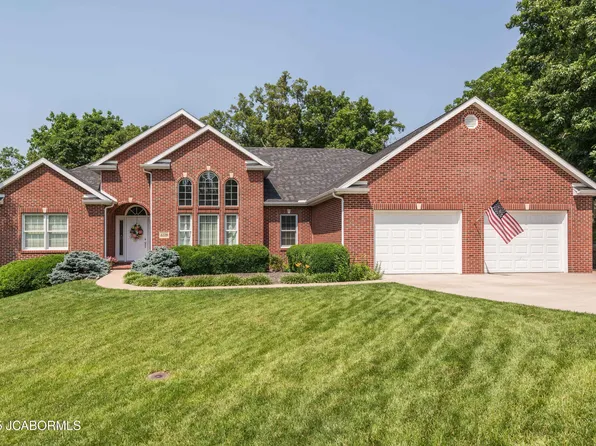 3220 Winchester Ct, Jefferson City, MO 65109