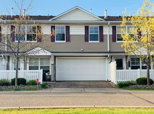 10807 Kingsfield Ln, Woodbury, MN 55129