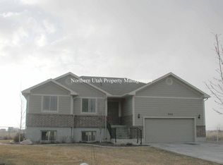3241 W 2050 N, Clinton, UT 84015