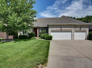 6432 S Meadowview Ave, Ozark, MO 65721