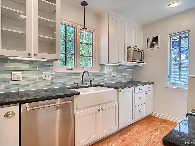 2232 S Clayton St — Photo 14