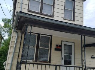 206 E John St, Martinsburg, WV 25401