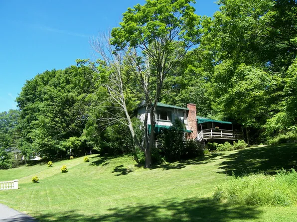 32 Overhill Rd, Yorktown Heights, NY 10501