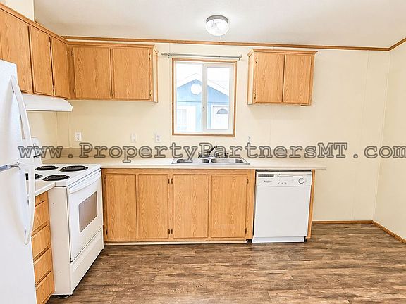 4th image of 110 Sunlight Ave