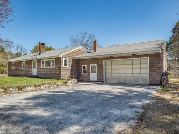16 Mayall Road, Gray, ME 04039