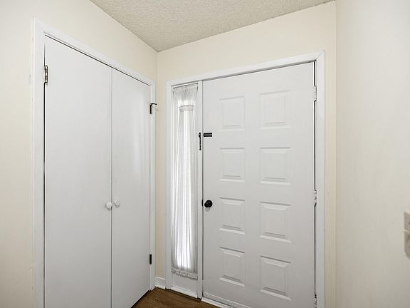 3rd image of 55 Bay Dr APT 5202
