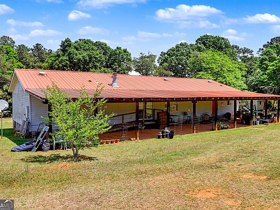 4th image of 384 Colwell Rd