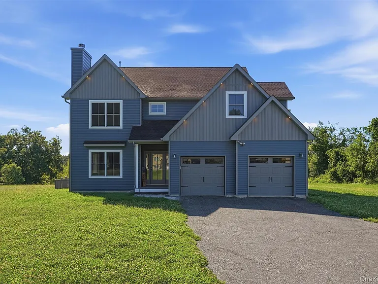 112 Pine Grove Rd — Photo 1