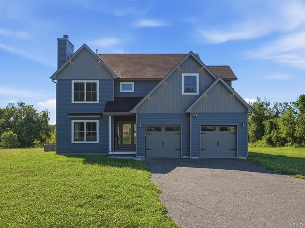 112 Pine Grove Rd, Middletown, NY 10940