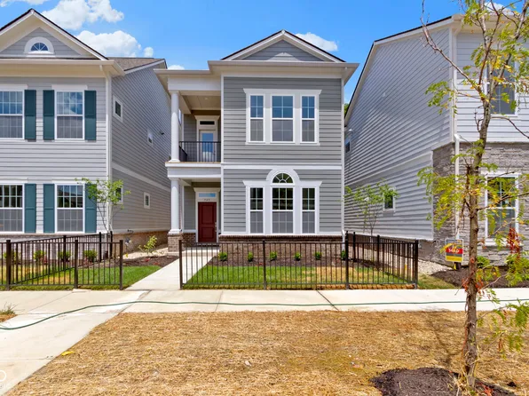 549 Gilder Dr, Carmel, IN 46032