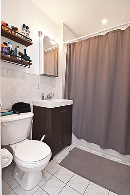 Rented by Ledvech Group | media 7