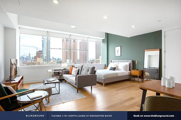 Rented by The Blueground | media 54