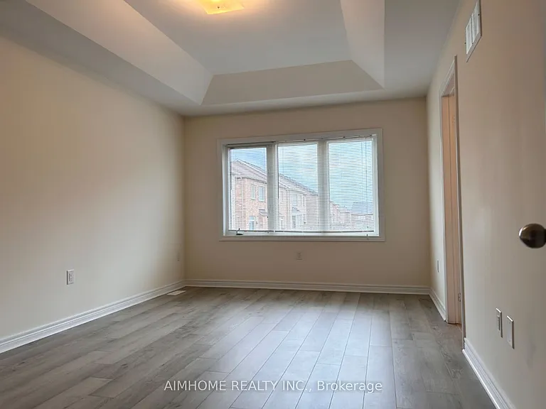 202 Harbord St — Photo 15