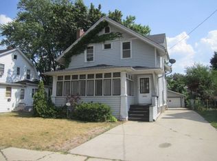 429 W Ridgeland Ave, Waukegan, IL 60085