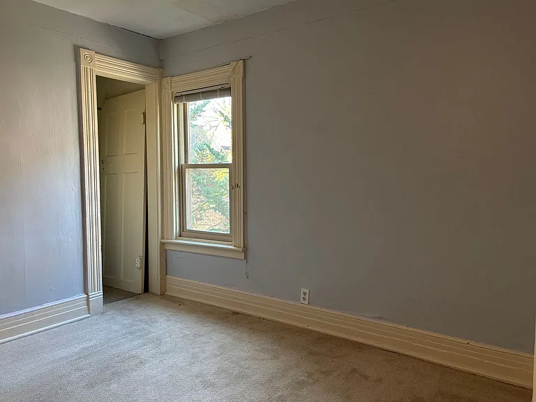 589 Breckenridge St — Photo 10