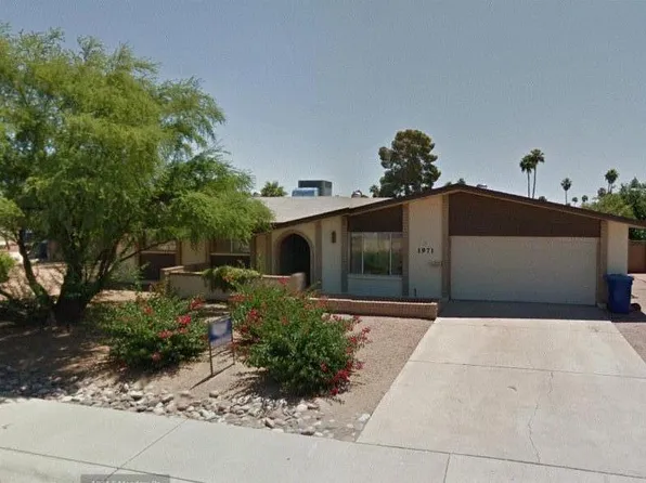 1971 E Meadow Dr, Tempe, AZ 85282
