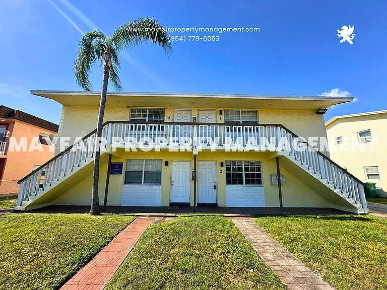 3741 SW 59th Ter #1 — Photo 12