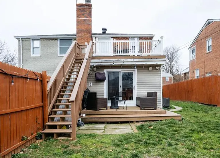 2445 S Nelson St — Photo 2