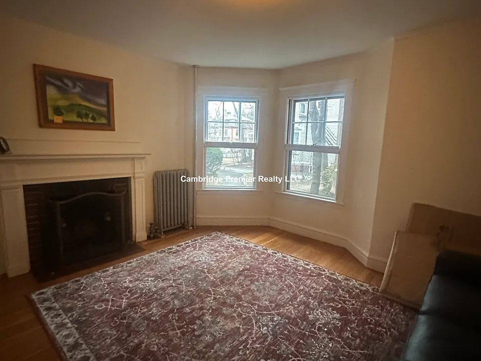 33 Concord Ave #12