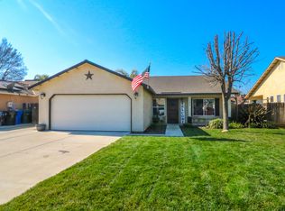 137 El Syd St, Tipton, CA 93272