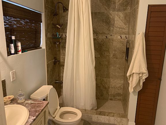 5th image of 1703 Waikiki Way