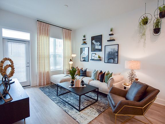 The Ivy at Ariston-14