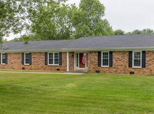 143 Edgewood Dr, Stanford, KY 40484