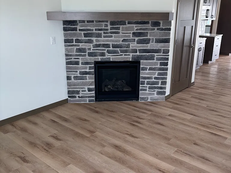 500 Founders Way — Photo 6